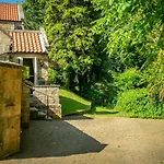 Jasmine Cottage